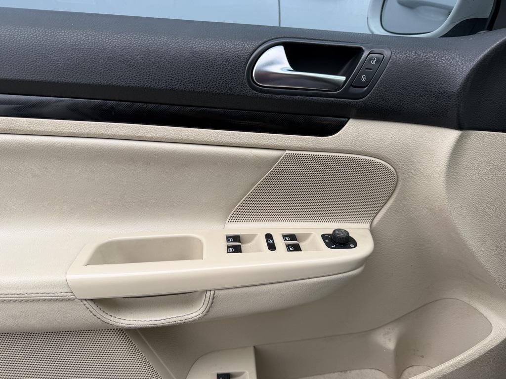 used 2010 Volkswagen Jetta car, priced at $6,995