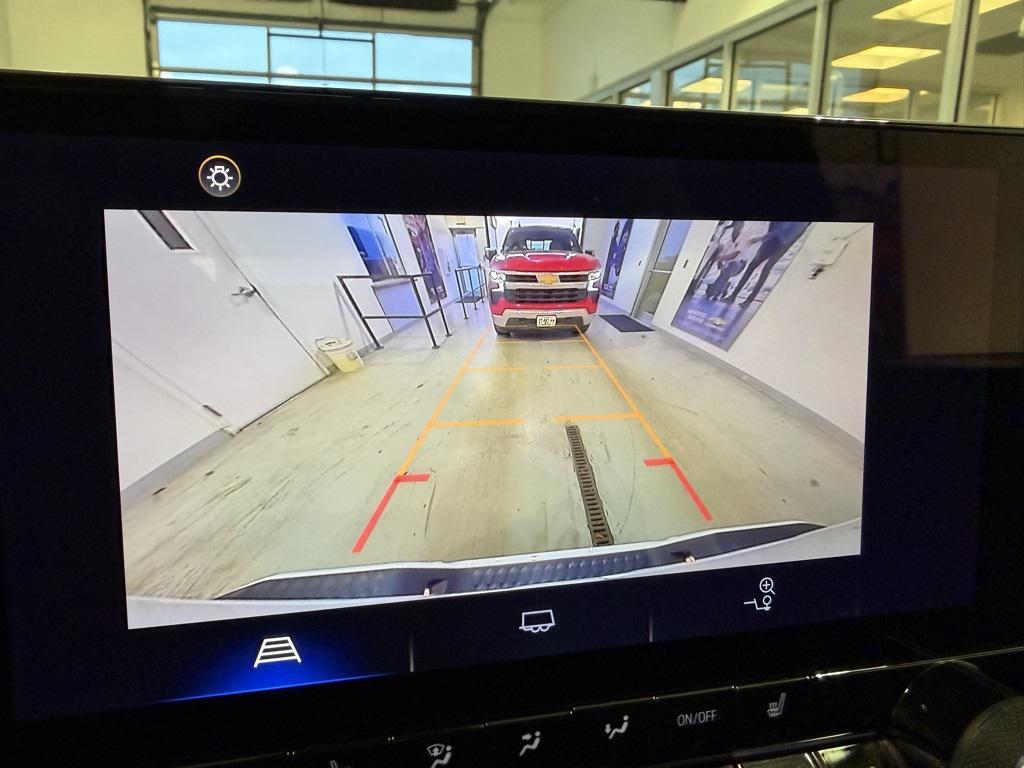 used 2024 Chevrolet Colorado car, priced at $30,488