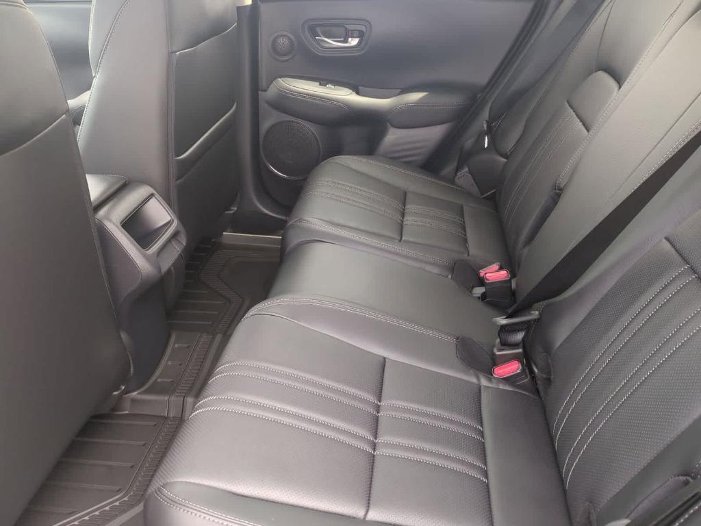 new 2027 Honda HR-V car