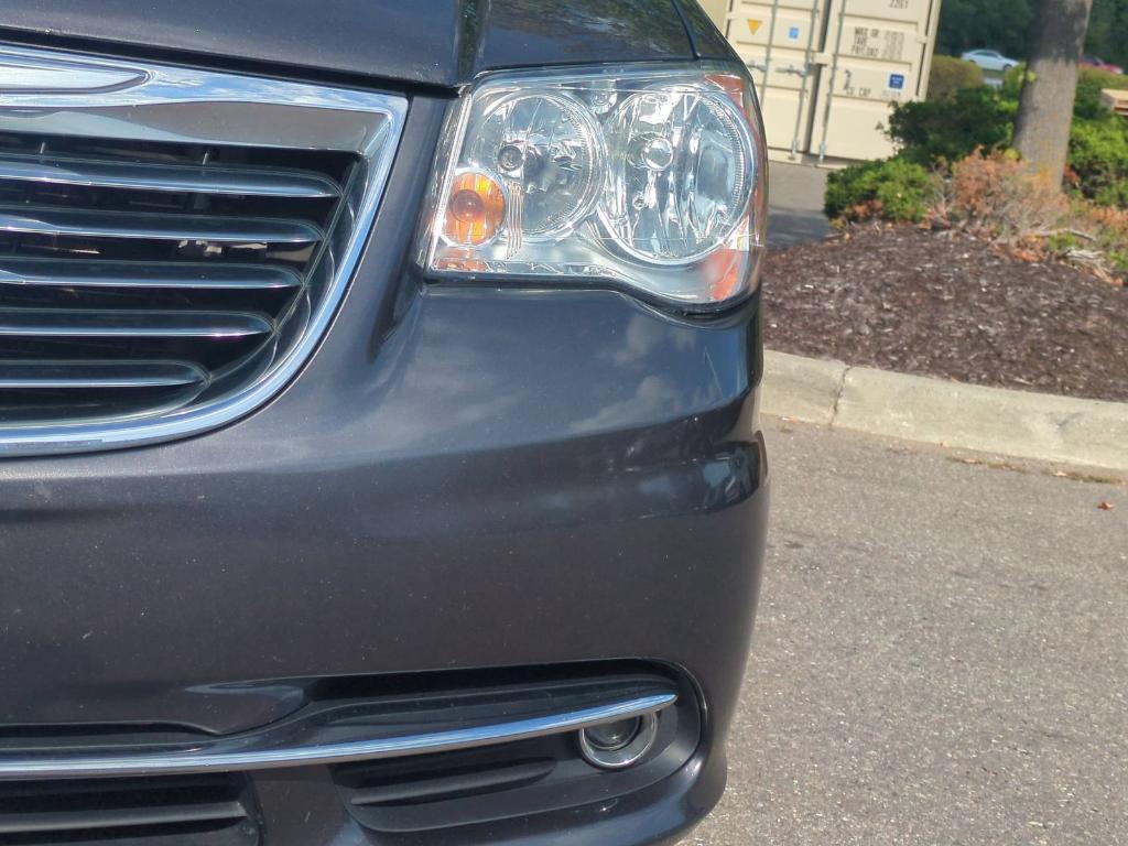 used 2015 Chrysler Town & Country car, priced at $9,944