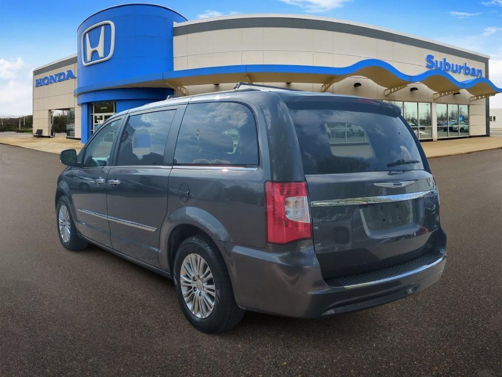 used 2015 Chrysler Town & Country car, priced at $9,944