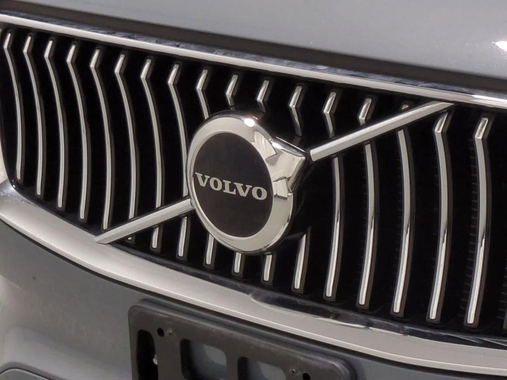 used 2023 Volvo XC90 car, priced at $36,461