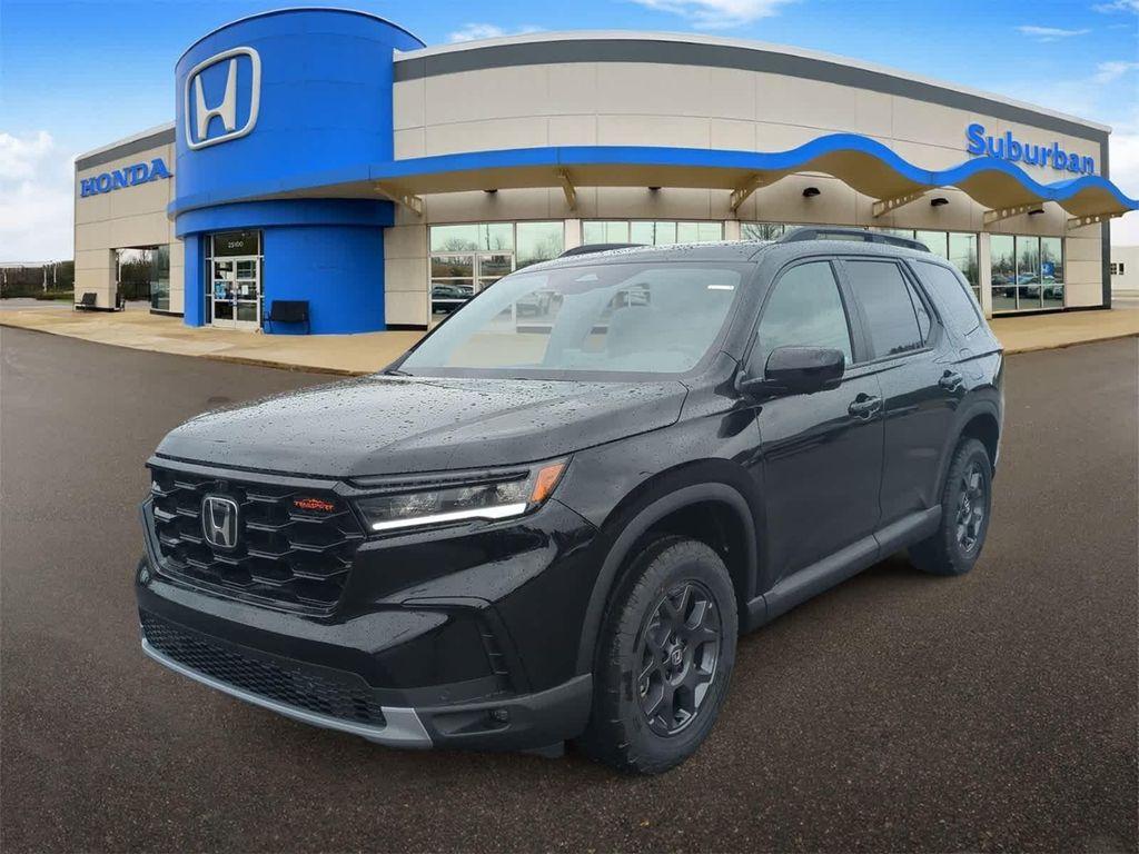 new 2025 Honda Pilot car, priced at $48,932