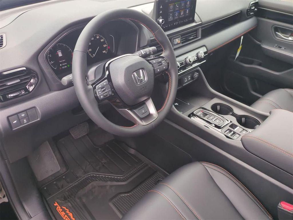 new 2025 Honda Pilot car, priced at $48,932