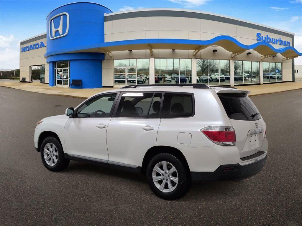 used 2013 Toyota Highlander car, priced at $11,758