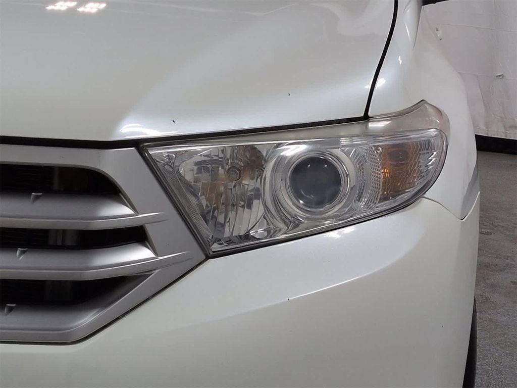 used 2013 Toyota Highlander car, priced at $11,758