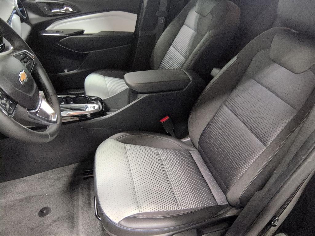 used 2025 Chevrolet Trax car, priced at $19,475