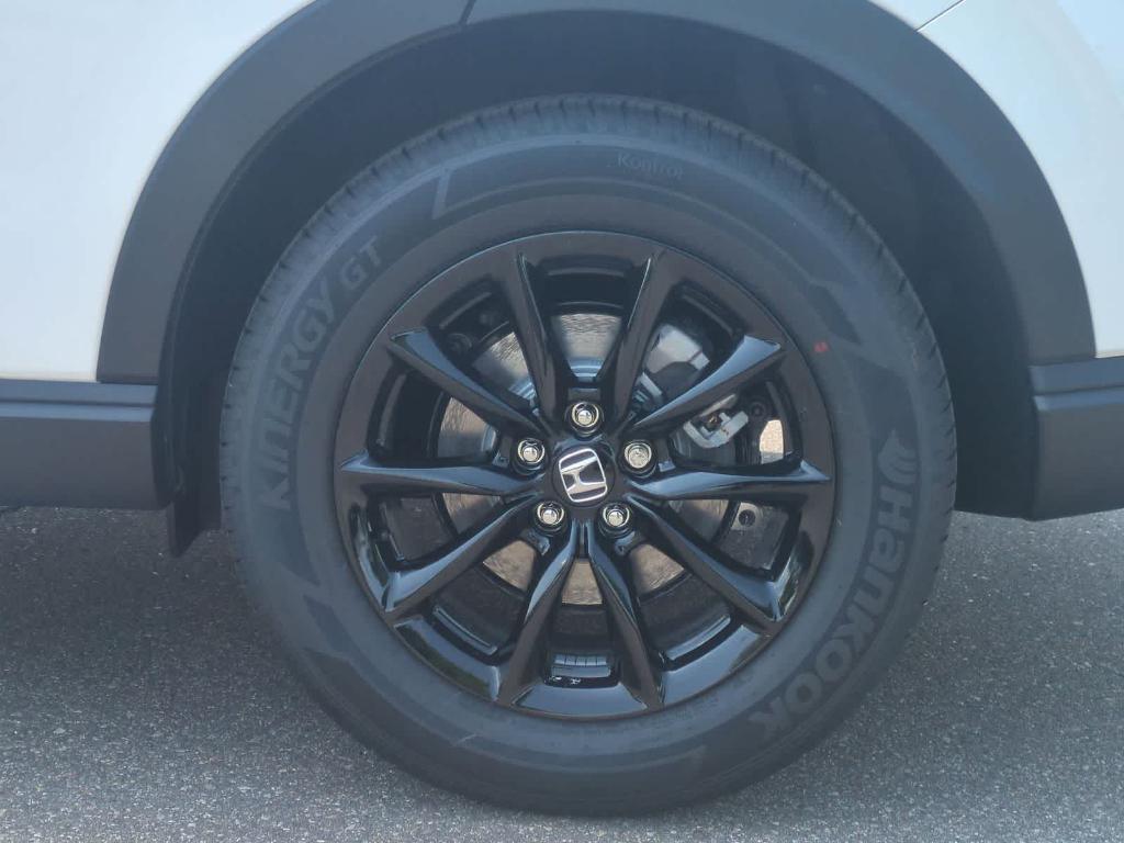 new 2026 Honda CR-V Hybrid car, priced at $40,115