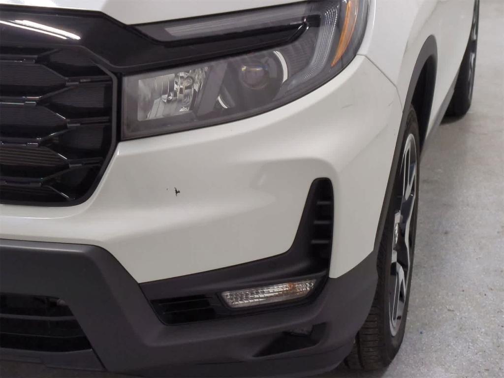 used 2023 Honda Passport car, priced at $36,161