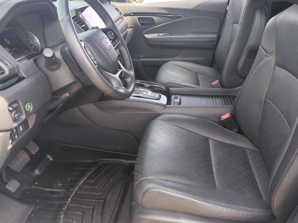 used 2023 Honda Passport car, priced at $34,979
