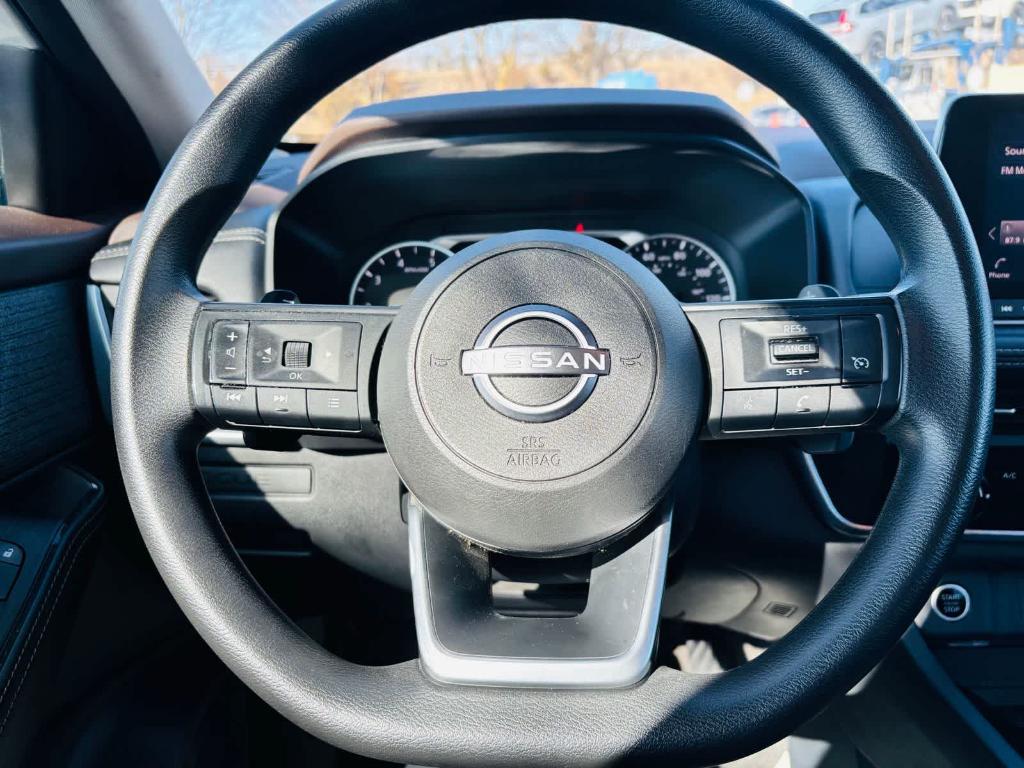 used 2022 Nissan Rogue car, priced at $14,394