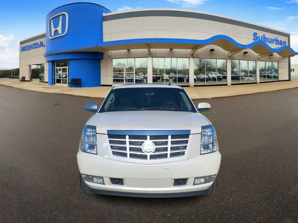 used 2011 Cadillac Escalade car, priced at $6,545
