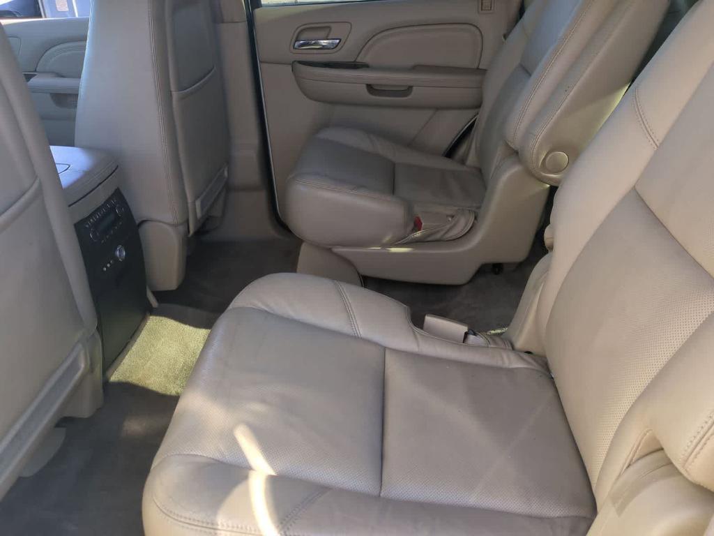 used 2011 Cadillac Escalade car, priced at $6,545