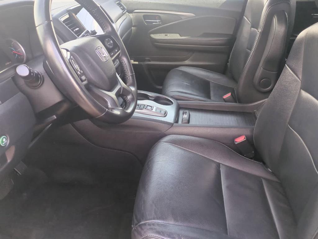used 2022 Honda Pilot car, priced at $23,996
