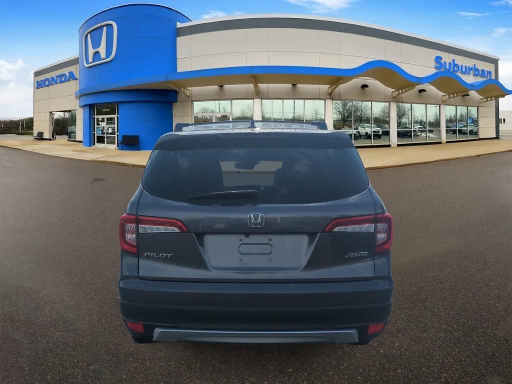 used 2022 Honda Pilot car, priced at $23,996