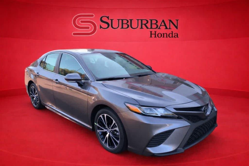 used 2020 Toyota Camry Hybrid car, priced at $14,879
