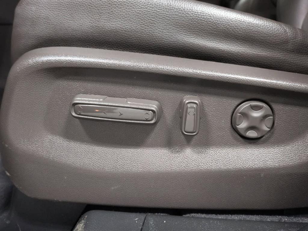 used 2018 Honda Odyssey car, priced at $20,181