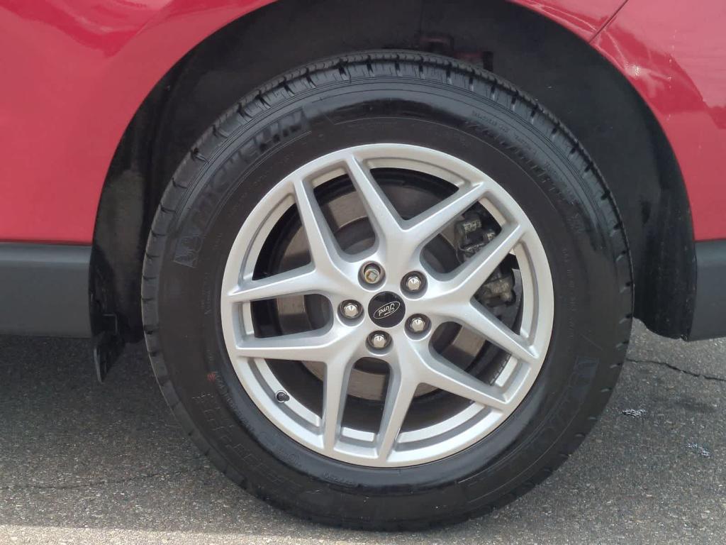 used 2023 Ford Edge car, priced at $24,290