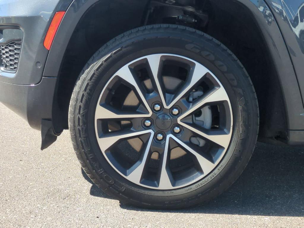 used 2023 Jeep Grand Cherokee L car, priced at $35,850