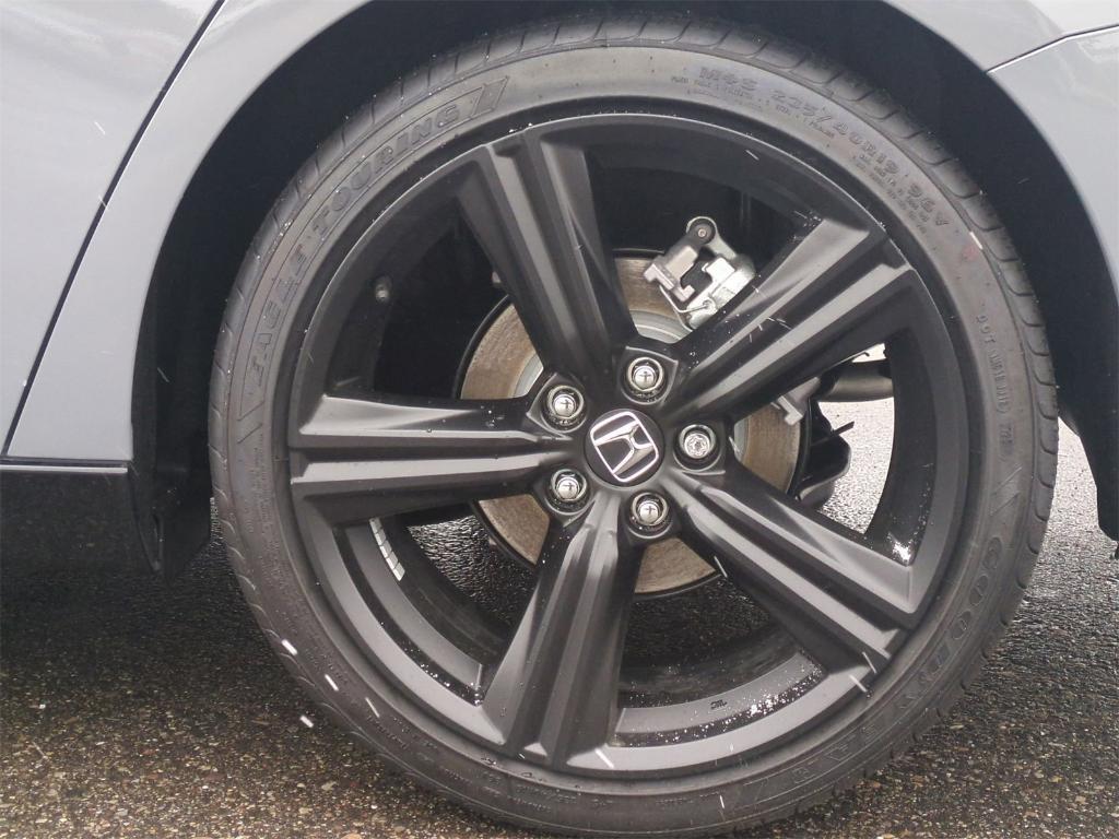 new 2025 Honda Accord Hybrid car, priced at $35,300