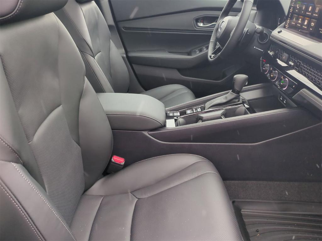 new 2025 Honda Accord Hybrid car, priced at $35,300