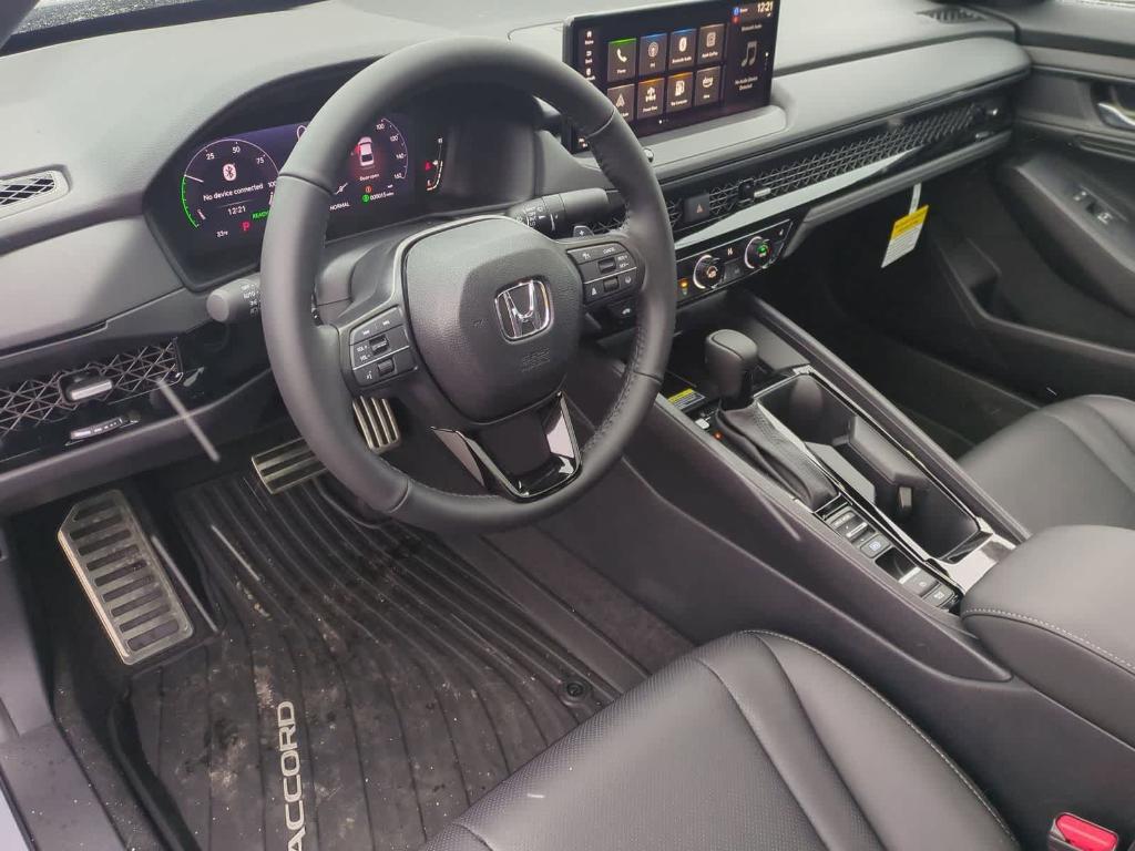 new 2025 Honda Accord Hybrid car, priced at $32,800