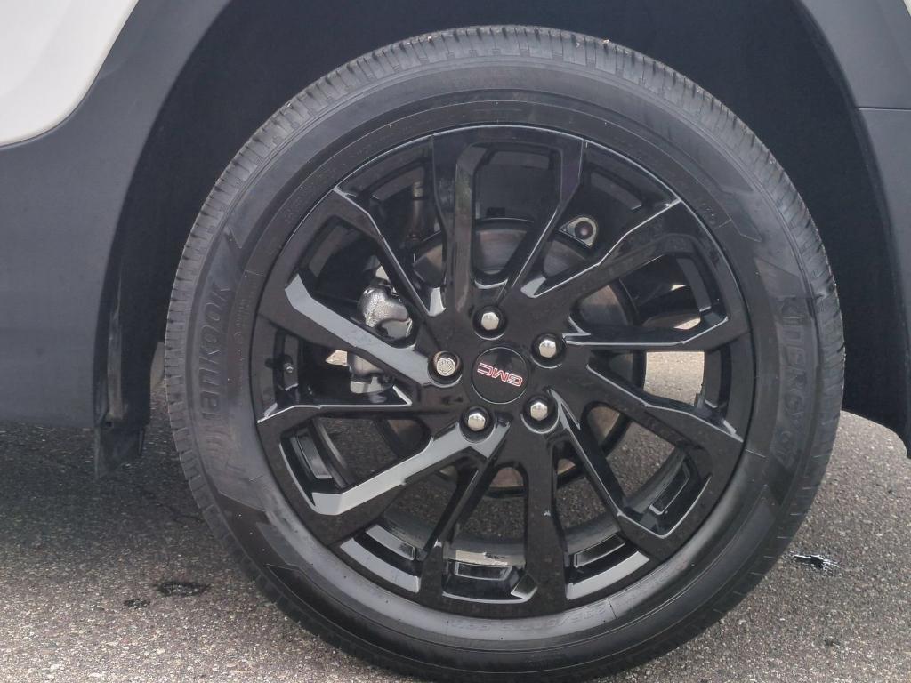 used 2024 GMC Terrain car, priced at $23,884