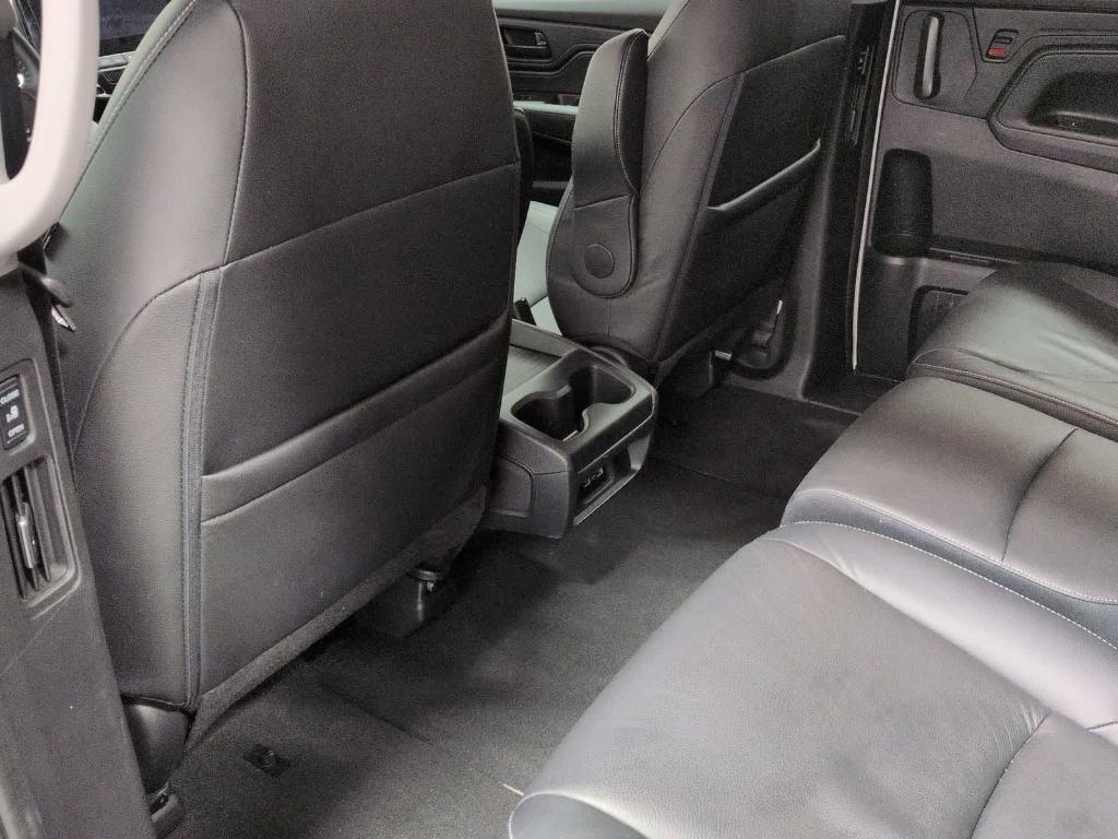 used 2024 Honda Odyssey car, priced at $35,723