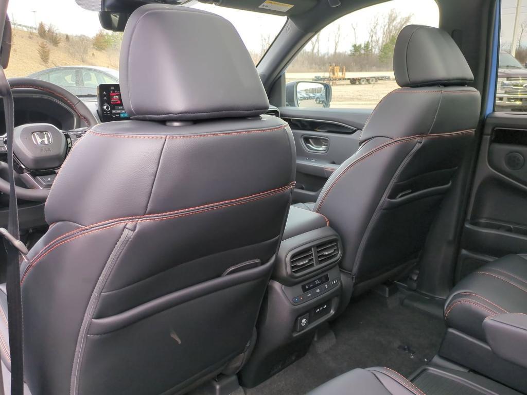 used 2024 Honda Pilot car, priced at $41,195