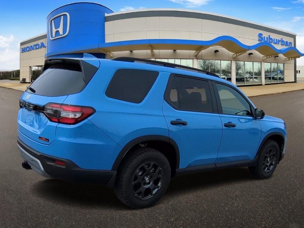 used 2024 Honda Pilot car, priced at $41,195