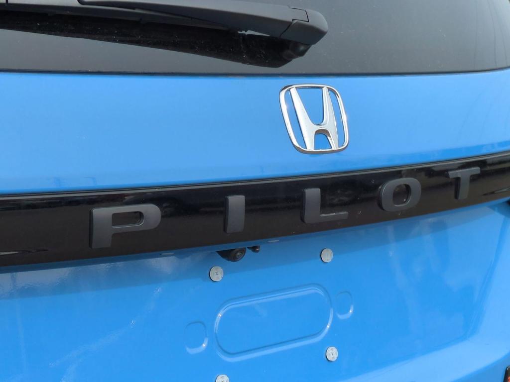 used 2024 Honda Pilot car, priced at $41,195