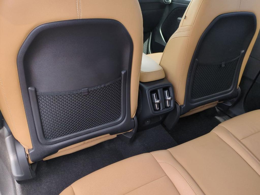 used 2020 Volvo XC40 car, priced at $21,809