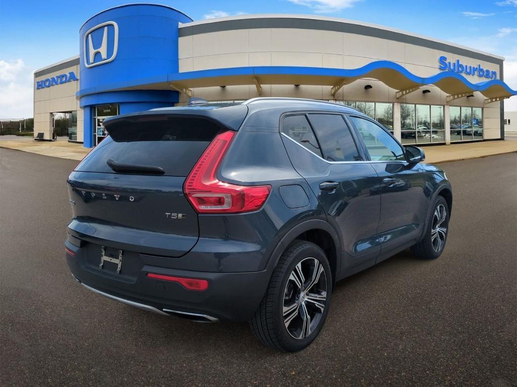 used 2020 Volvo XC40 car, priced at $21,809