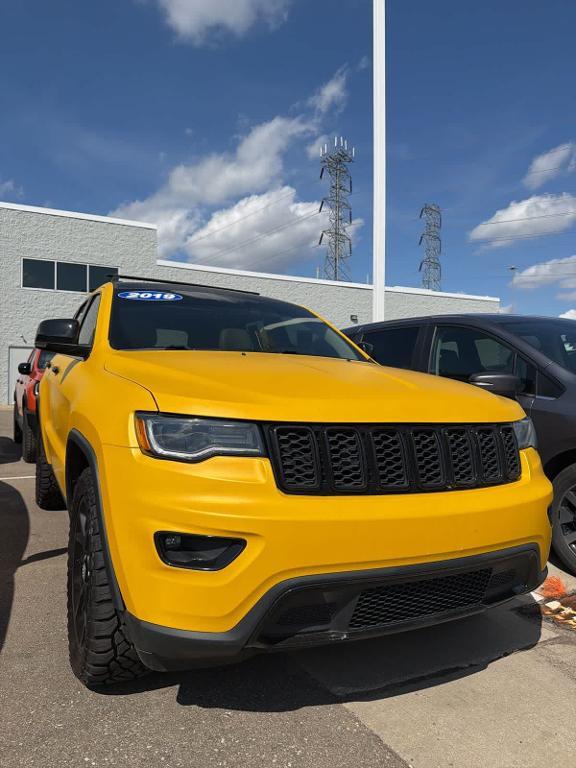 used 2019 Jeep Grand Cherokee car, priced at $15,497