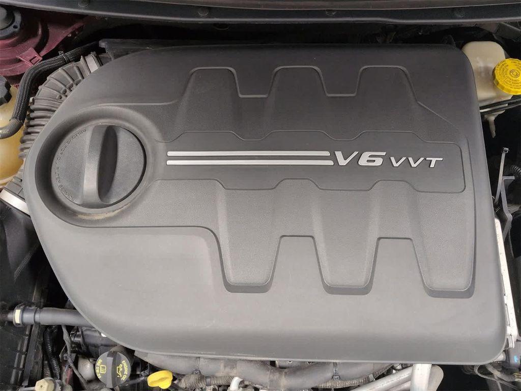 used 2015 Chrysler 200 car, priced at $5,721