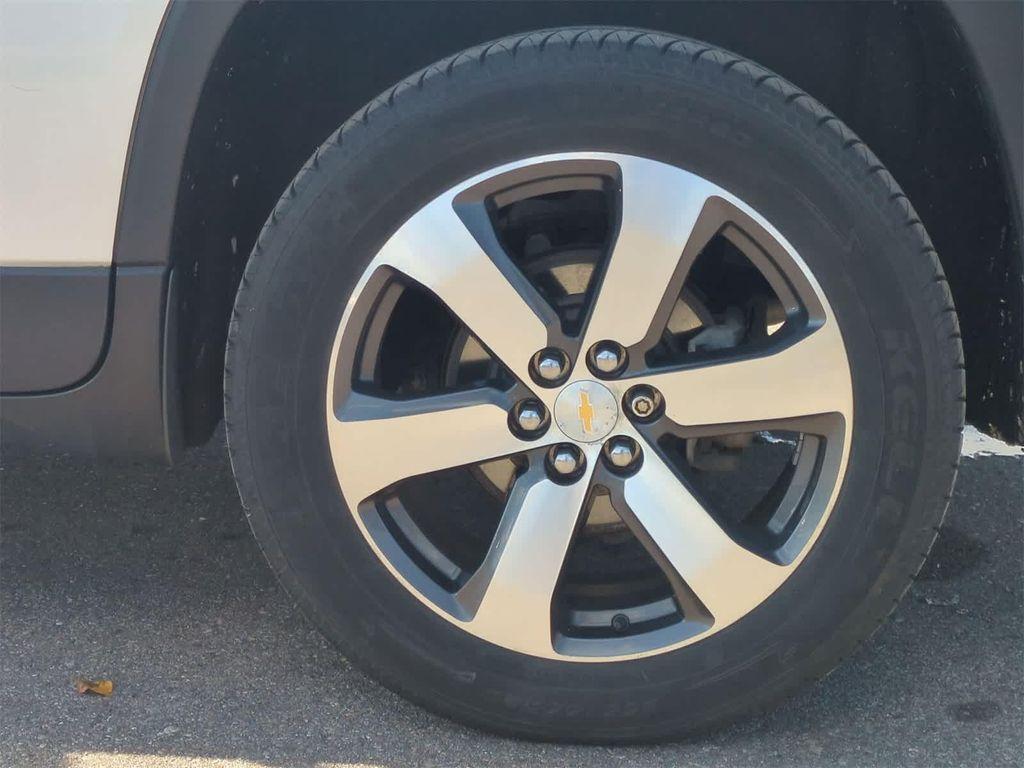 used 2018 Chevrolet Traverse car, priced at $14,447