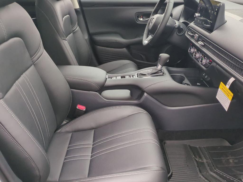 new 2026 Honda HR-V car, priced at $32,337