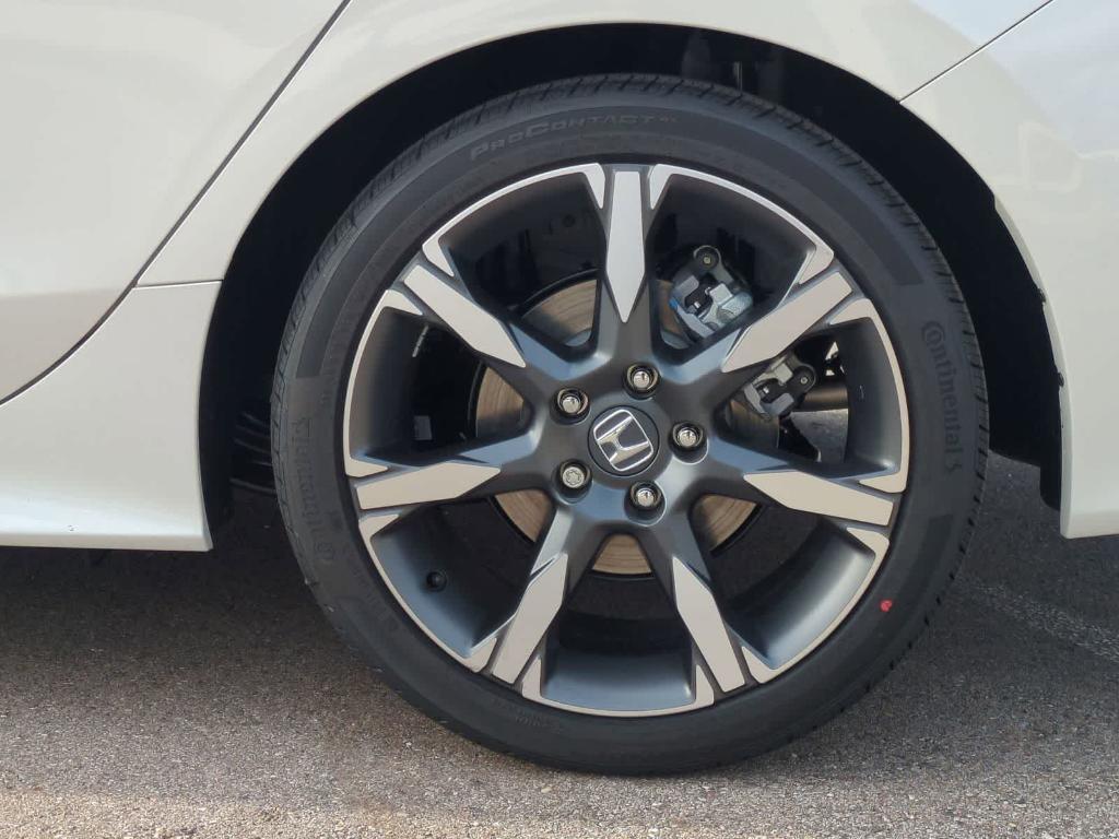 new 2026 Honda Civic Hybrid car, priced at $32,021