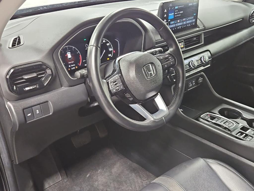 used 2025 Honda Pilot car