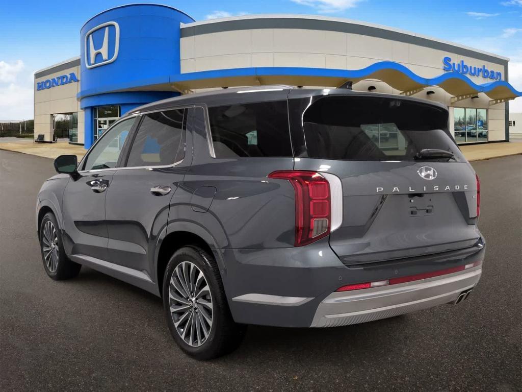 used 2025 Hyundai Palisade car, priced at $46,802