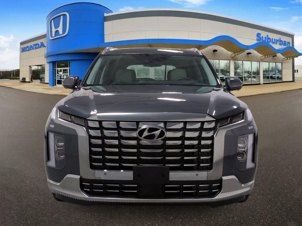 used 2025 Hyundai Palisade car, priced at $46,802