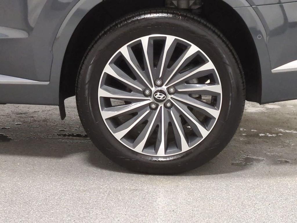 used 2025 Hyundai Palisade car, priced at $46,802