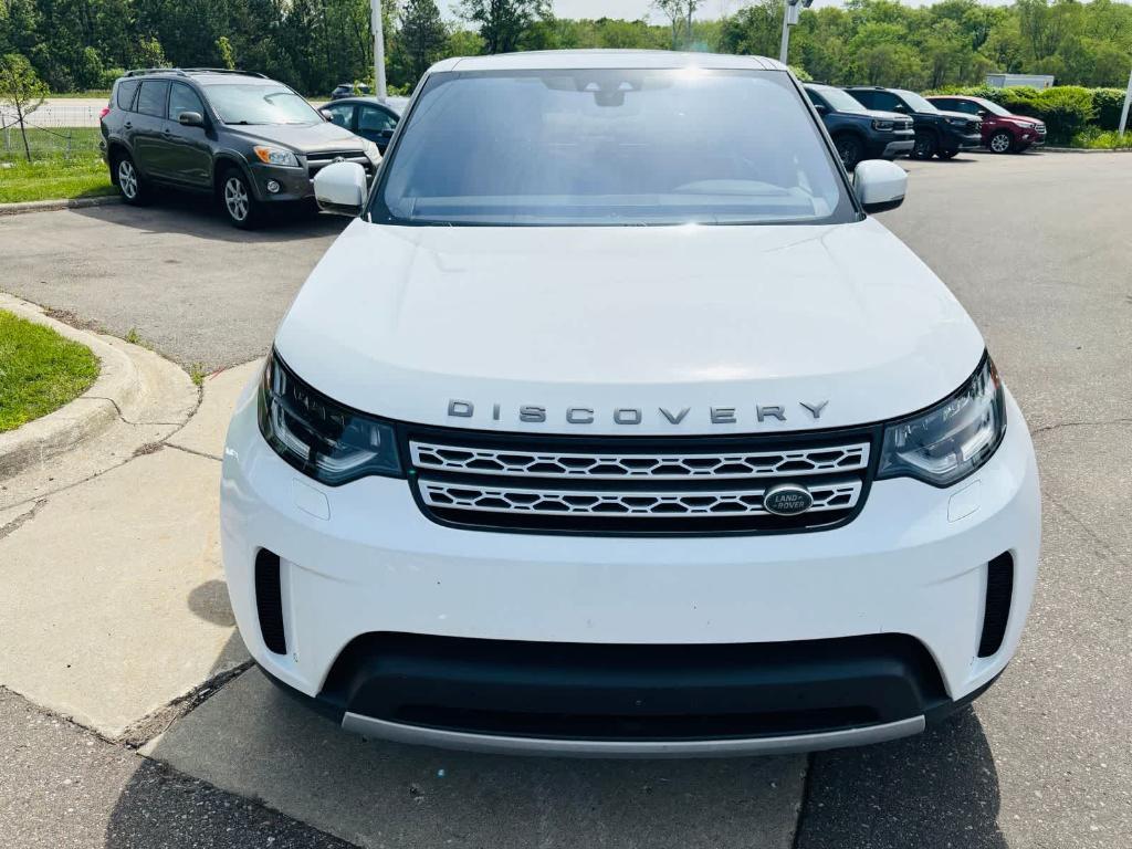 used 2018 Land Rover Discovery car, priced at $16,115