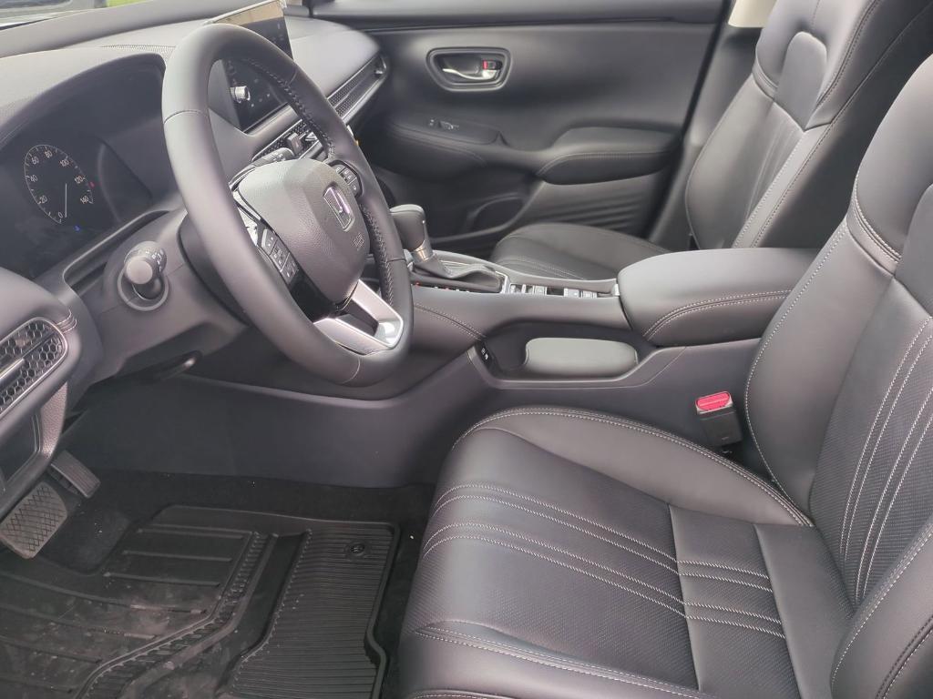 new 2026 Honda HR-V car, priced at $32,337