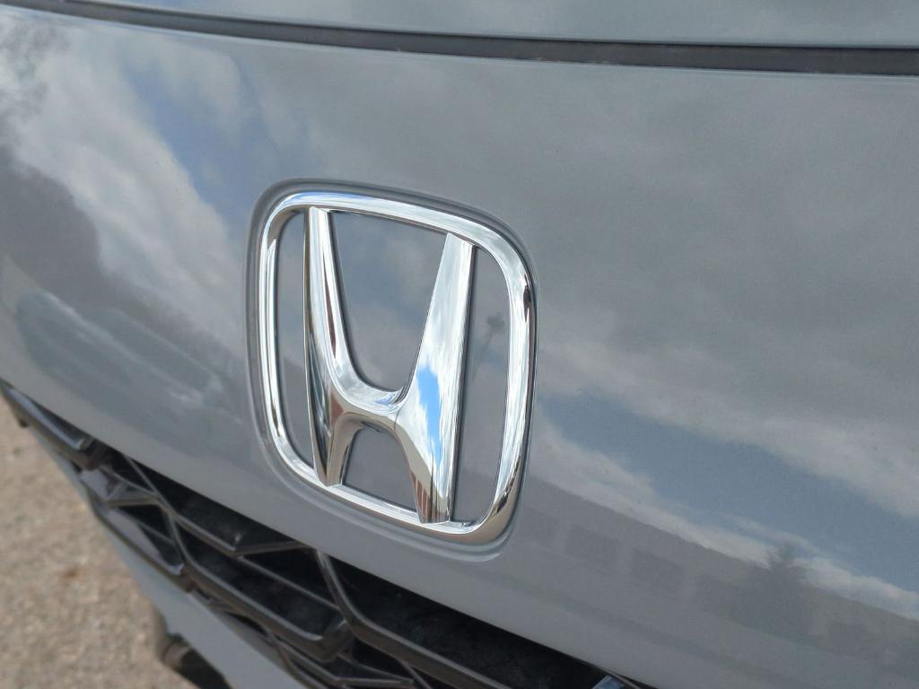 new 2026 Honda HR-V car, priced at $32,337