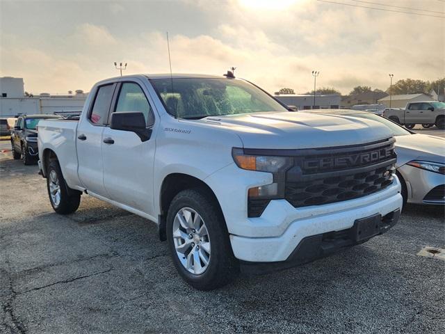 used 2025 Chevrolet Silverado 1500 car, priced at $31,991
