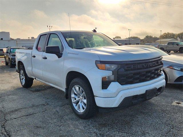 used 2025 Chevrolet Silverado 1500 car, priced at $31,991