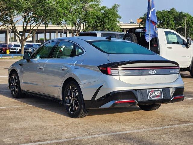 used 2025 Hyundai Sonata car, priced at $21,482
