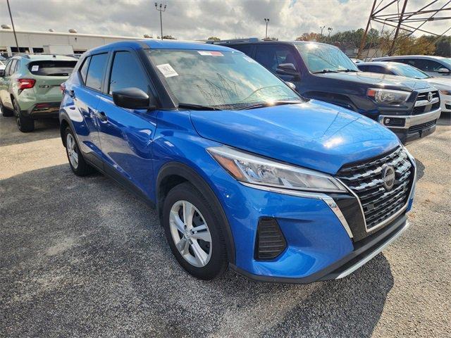 used 2025 Nissan Kicks Play car, priced at $19,991
