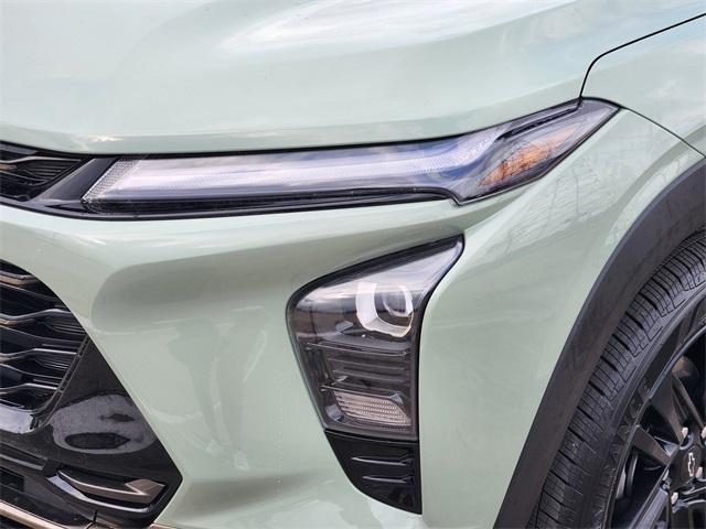 used 2025 Chevrolet Trax car, priced at $23,494